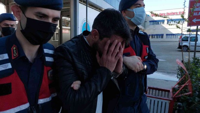 Sosyal Medya Hesabından Jandarmaya Uyuşturucu Satarken Yakalandı