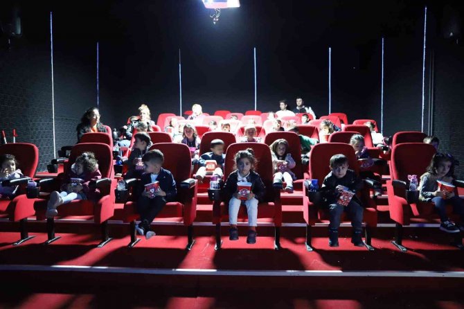 Çukurca’da Ücretsiz Sinema Keyfi