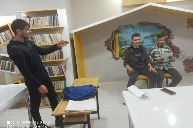 Köyceğiz’de Öğrenciler Okudukları Kitaptaki Hikayeleri Canlandırıyor