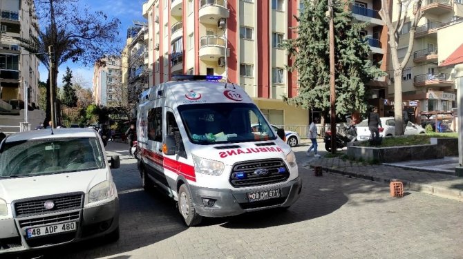 Alevlerin Sardığı Ev Küle Döndü