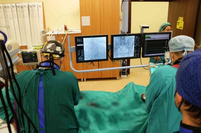 Gürcistan’da Ölümü Beklenen Hasta Samsun’da Sağlığına Kavuştu