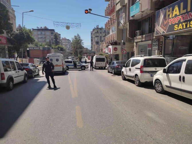 Nazilli’de Şüpheli Paket Fünye İle Patlatıldı