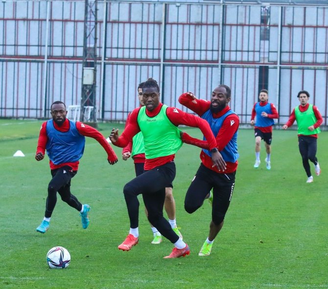 Spor Toto 1. Lig’de Play-off Derbisi