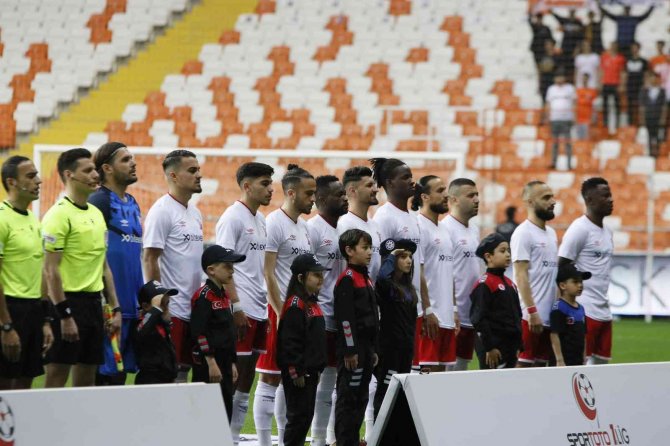 Spor Toto 1. Lig: Adanaspor: 3 - Balıkesirspor: 1