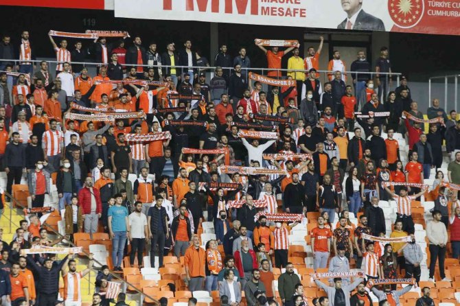 Spor Toto 1. Lig: Adanaspor: 3 - Balıkesirspor: 1