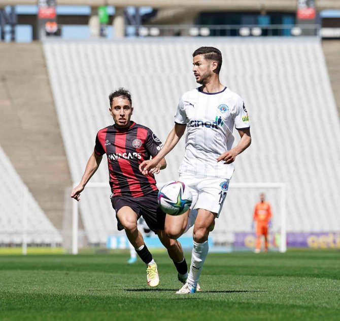 Spor Toto Süper Lig: Karagümrük: 3 - Kasımpaşa: 2 (Maç Sonucu)