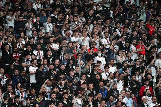 Vodafone Park Tam Kapasite!