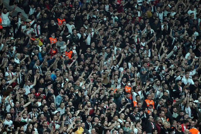 Vodafone Park Tam Kapasite!