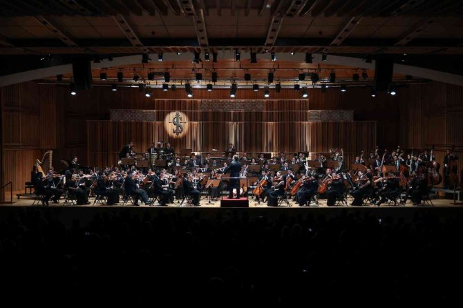 Simon Bolivar Senfoni Orkestrası’nın Konserleri Ramazan Bayramı’nda Yayınlanacak
