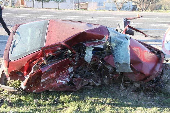 Elazığ’da Feci Kaza: 1 Ölü, 3 Yaralı