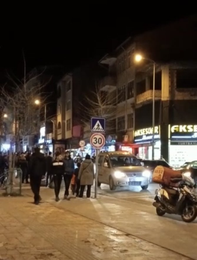 Otomobil Motosiklete Çarptı: 1 Yaralı