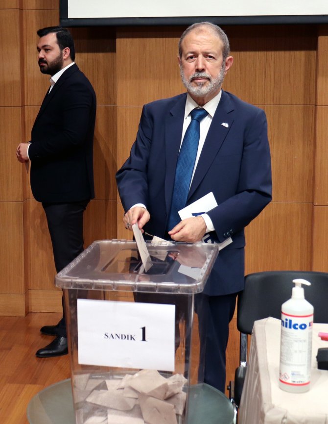 Fatih Doğan Yeniden Athi̇b Başkanı Seçildi