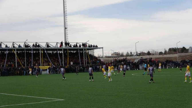1984 Muşspor Bal’ı Lider Tamamladı