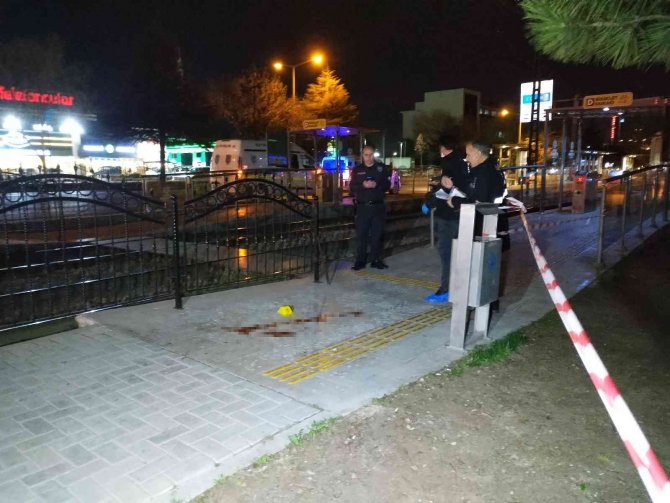 Konya’da İki Grup Arasında Bıçaklı Kavga: 1 Yaralı