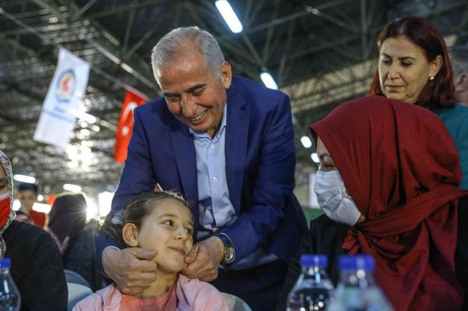 Denizli’de Gönül Sofrası Pelitlibağ’da Kuruldu