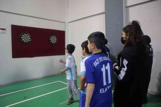 Dart Turnuvası Polis Haftası İçin Düzenlendi