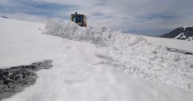 Erzurum’da Kar Kalınlığı 5 Metreyi Aştı