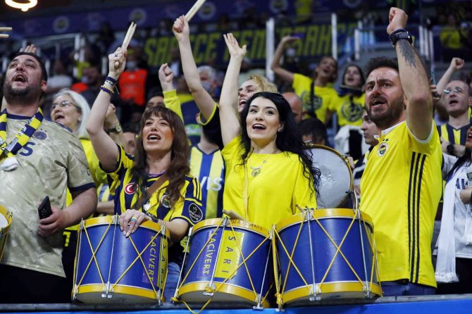 Fenerbahçe Safiport, Fıba Kadınlar Avrupa Ligi’nde İkinci Oldu