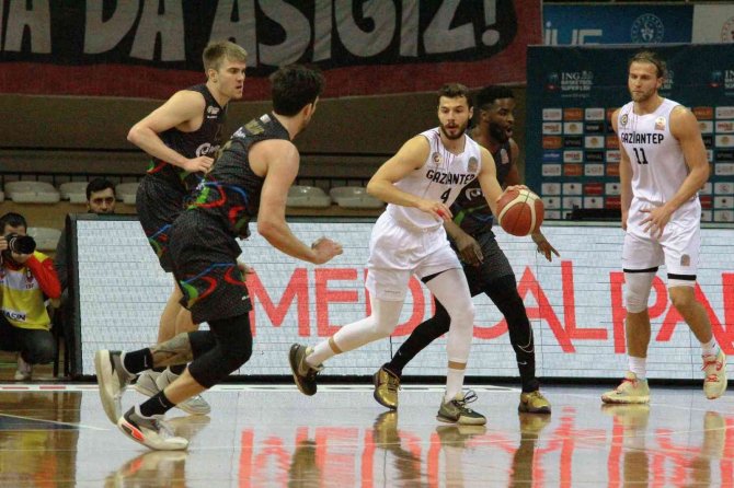 Ing Basketbol Süper Ligi: Gaziantep Basketbol: 89 - Aliağa Petkim: 85
