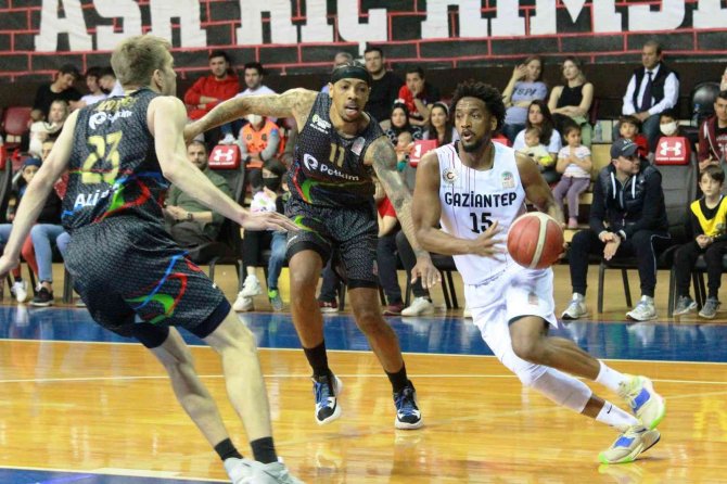 Ing Basketbol Süper Ligi: Gaziantep Basketbol: 89 - Aliağa Petkim: 85