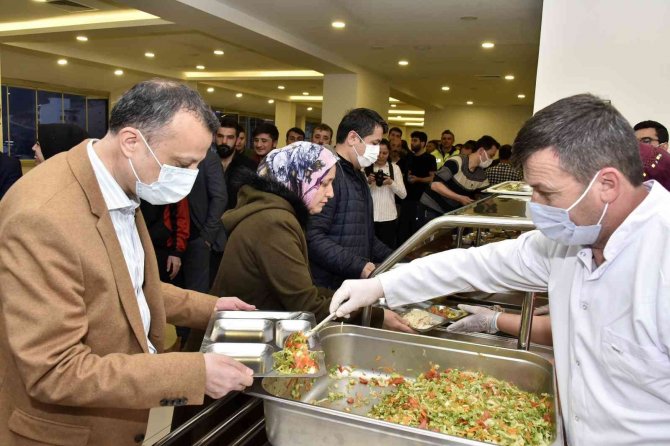 Vali Taşbilek Kürtün’de Şehit Aileleri, Gaziler Ve Muhtarlarla İftar Programında Buluştu