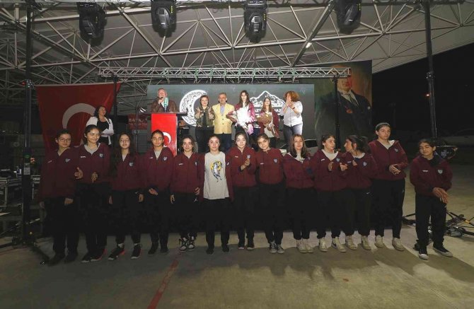 Honaz’da Ramazan Etkinlikleri Binlerce Kişiyi Buluşturuyor