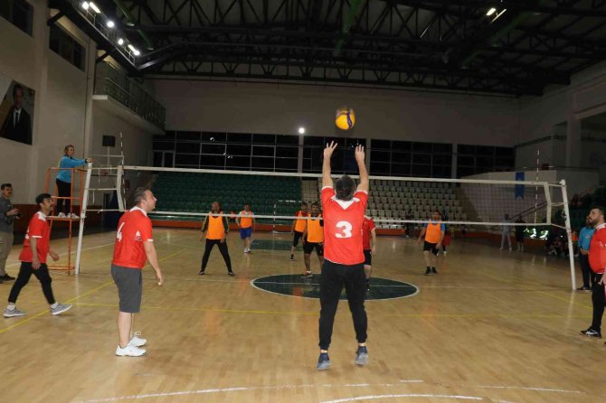 Iğdır’da Voleybol Turnuvası Düzenlendi