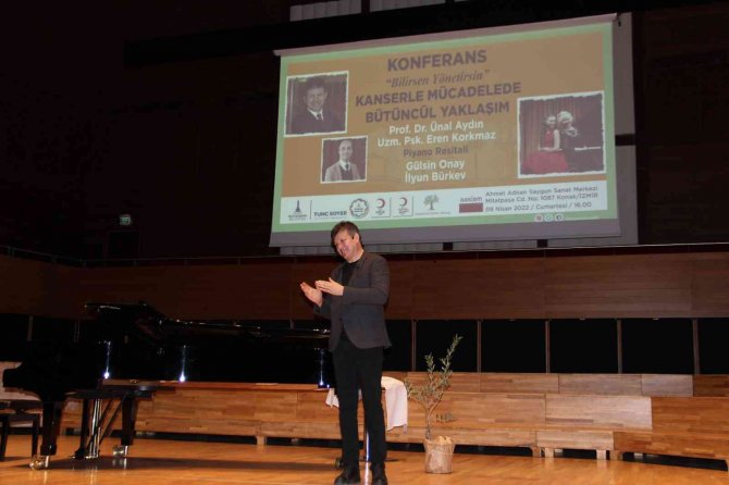 Prof. Dr. Ünal Aydın: "Kanserin İlk Olarak Kafada Yenilmesi Gerekiyor"