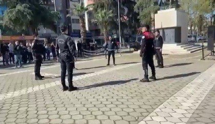 Polis Ekipleri, Türk Polis Teşkilatı’nın 177. Yılını Zeybek Oynayarak Kutladı