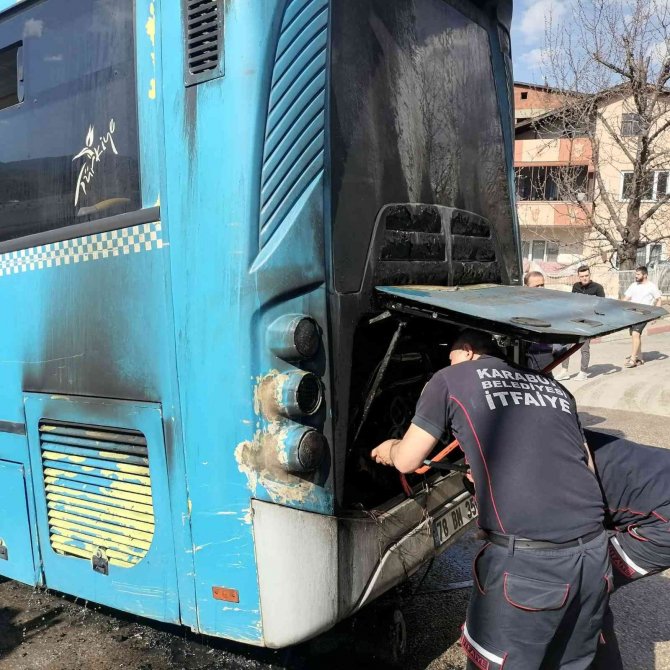 Seyir Halindeyken Alev Alan Halk Otobüsü Korku Dolu Anlar Yaşattı