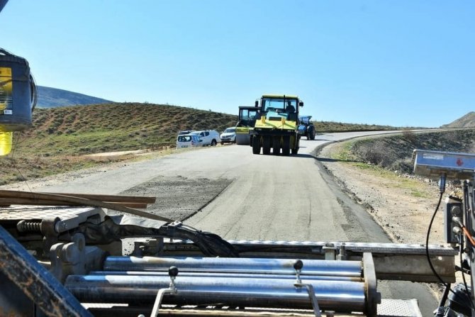 Vali Tekbıyıkoğlu, Yol Yapım Çalışmalarını Yerinde İnceledi