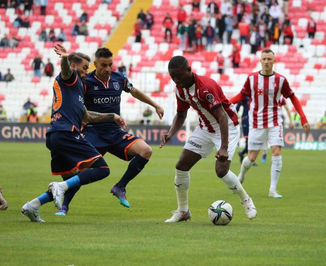 Sivasspor, Ligde 11. Yenilgisini Aldı