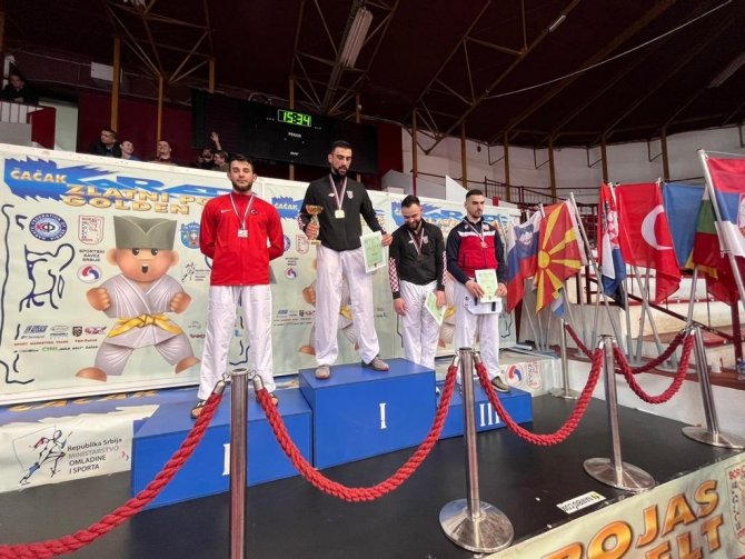 Sakarya Büyükşehirli Sporcu Sırbistan’da İkinci Oldu