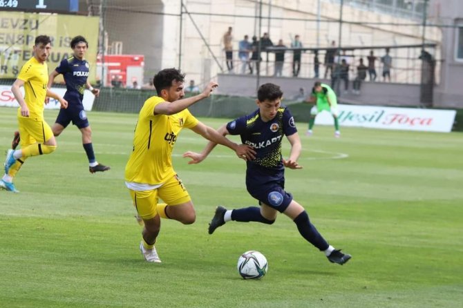 Spor Toto 1. Lig: Menemenspor: 1 - İ̇stanbulspor: 3