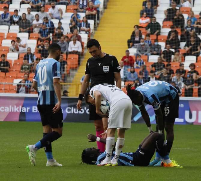 Spor Toto Süper Lig: Adana Demirspor: 2 - Altay: 0 (İ̇lk Yarı)