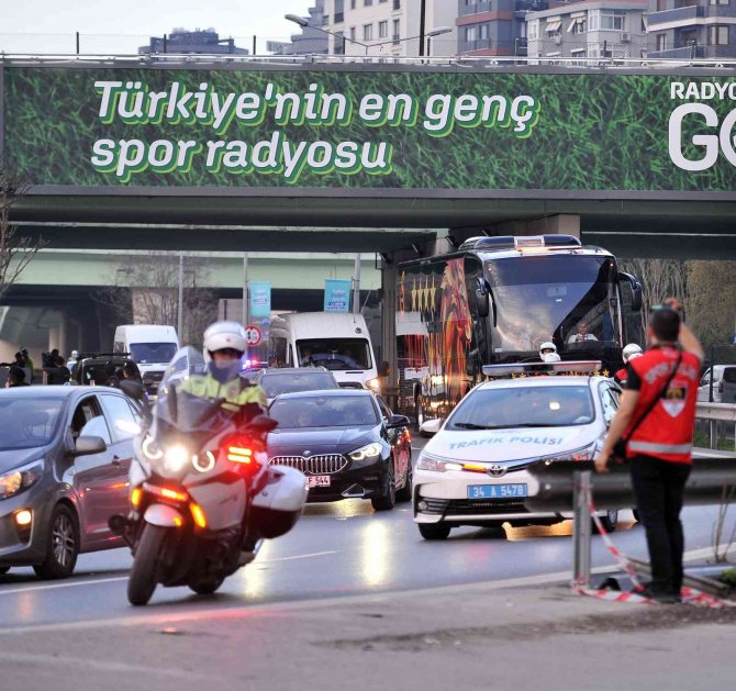 Galatasaray Stada Ulaştı