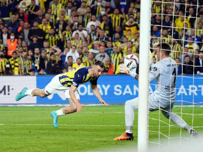 Spor Toto Süper Lig: Fenerbahçe: 2 - Galatasaray: 0 (Maç Sonucu)