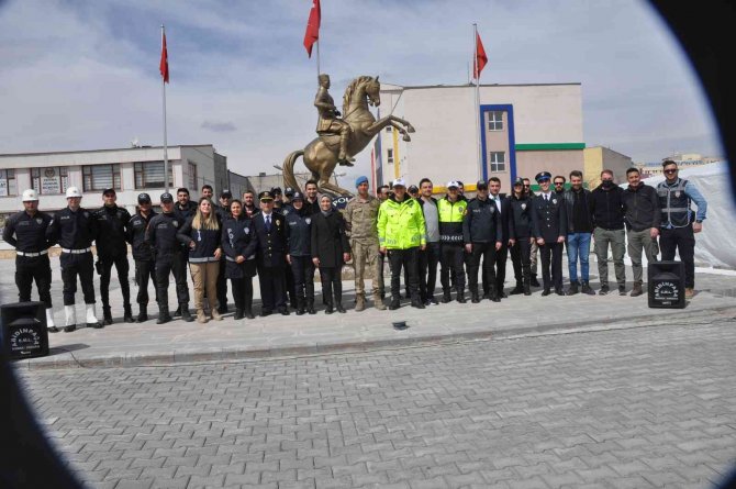 Bulanık’ta Polis Haftası Kutlamaları