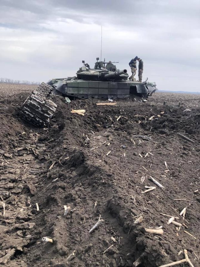 Ukrayna, Rusya’ya Ait Askeri Araçların İmha Görüntülerini Yayınladı