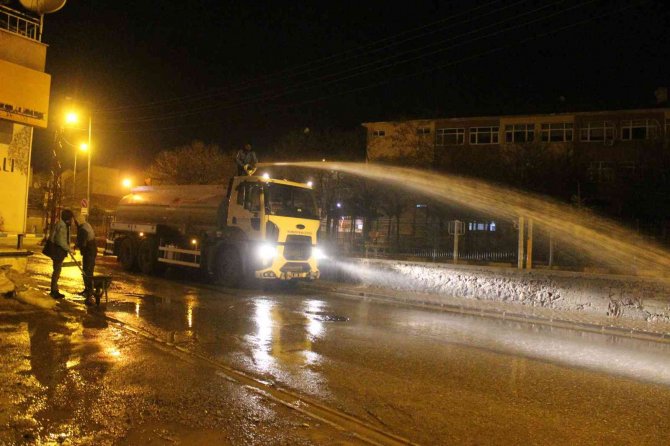 Muradiye’de Bahar Temizliği Başladı