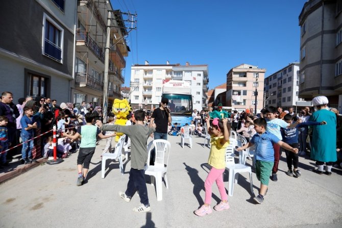 İ̇negöl Belediyesi Ramazanda Mahallelere Misafir Oluyor