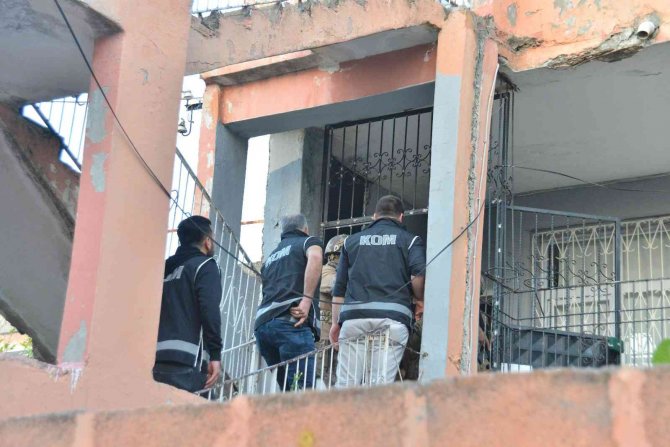 Adana’da Organize Suç Örgütü Operasyonu: 30 Gözaltı