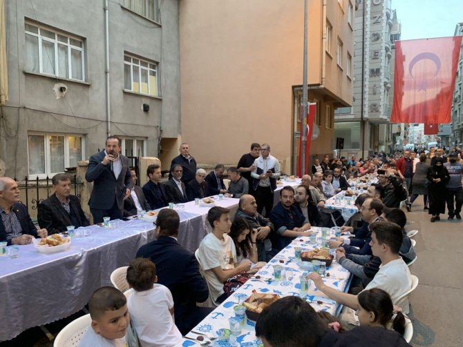 Milletvekilinden Anlamlı İftar