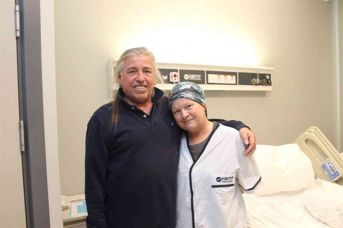 3 Hafta Arayla Biri İki Aşamalı Üç Ameliyatla Tümörden De Metastazlardan Da Kurtuldu