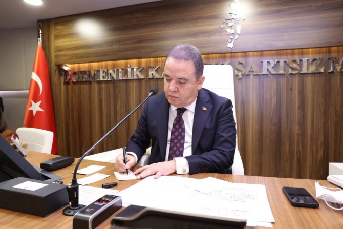 Büyükşehir Belediyesi’nin 2021 Faaliyet Raporu Kabul Edildi