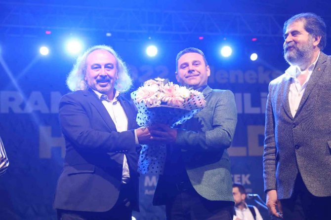 Ispartalılar Gecesi’nde Türkü Şöleni