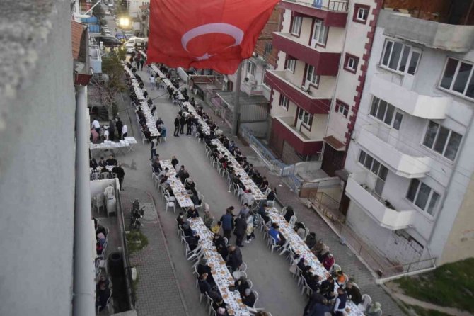 Balıkesir’de Mhp’den Polis Noktalarına Ziyaret