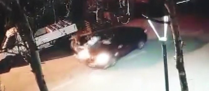 Otomobil İle Motosiklet Kafa Kafaya Çarpıştı