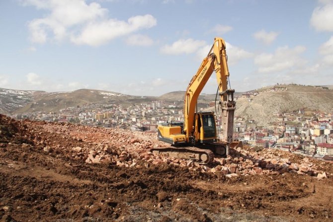 Bamsı Beyrek Seyir Terası İçin İlk Kazma Vuruldu