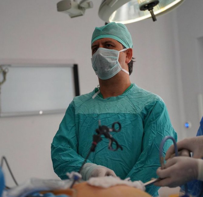 Hastasının Ölümüne Sebep Olduğu İddiasıyla Prof.dr. Alper Çelik’e 6 Yıl Hapis Talebi